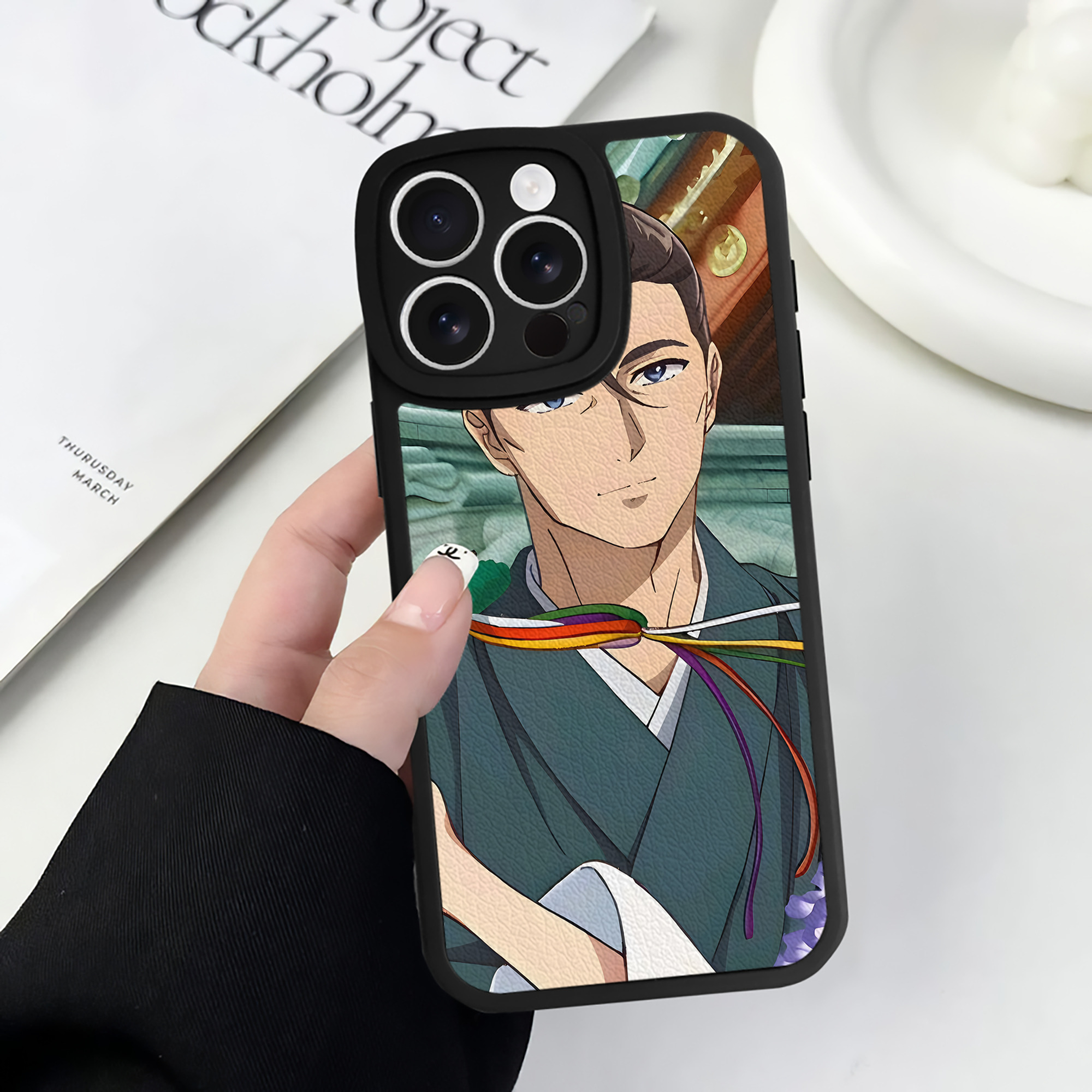 薬屋のひとりごと The Apothecary Diaries 【iPhone 16シリーズ対応】シリコンスマホケース（レザー調） 材質：シリコン